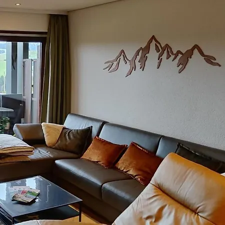 Appartement With 1 Bedroom *