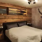 דירה With 1 Bedroom