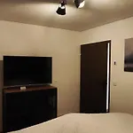 דירה With 1 Bedroom